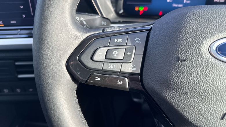 Ford Transit Connect 240 L2 Diesel 2.0 EcoBlue 122ps Limited Van Auto